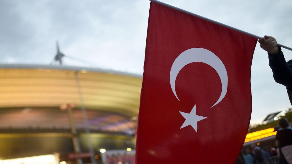 Turkey football flag